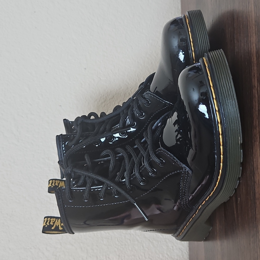 Youth 1460 Patent Leather Lace Up Boots - Picture 2 of 10